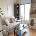 Διαμέρισμα Calme Et Agreable Avec Terrasse Belle Vue Proche Du Metro Paris20