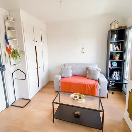 아파트 Calme Et Agreable Avec Terrasse Belle Vue Proche Du Metro Paris20 *