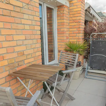 Calme Et Agreable Avec Terrasse Belle Vue Proche Du Metro Paris20 아파트 파리