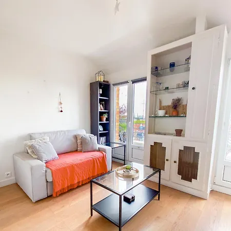 Calme Et Agreable Avec Terrasse Belle Vue Proche Du Metro Paris20 아파트