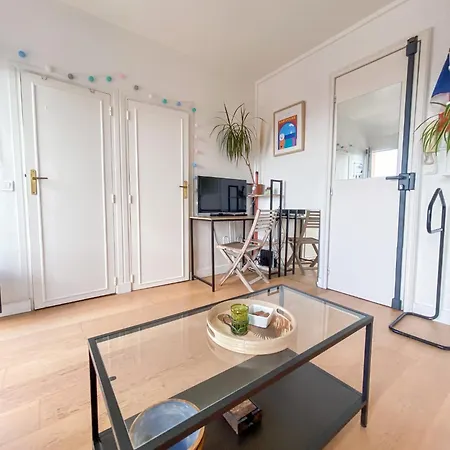 Calme Et Agreable Avec Terrasse Belle Vue Proche Du Metro Paris20 شقة باريس