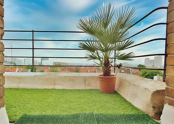 Calme Et Agreable Avec Terrasse Belle Vue Proche Du Metro Paris20 아파트 *