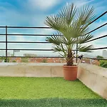 Calme Et Agreable Avec Terrasse Belle Vue Proche Du Metro Paris20 아파트 *