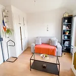 아파트 Calme Et Agreable Avec Terrasse Belle Vue Proche Du Metro Paris20 *